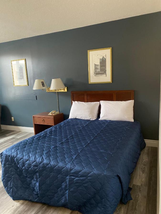 פארי סאונד Midtown Hotel מראה חיצוני תמונה